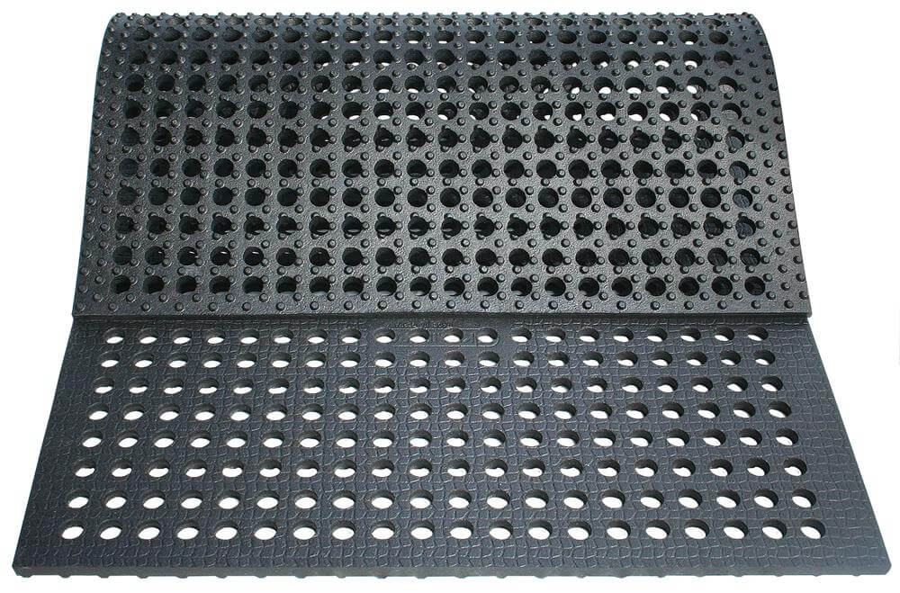 Stalltechnik24-Belmondo-Flix-Kraiburg-Lomax-Lochmatte-Lochgummematte-Gummimatte