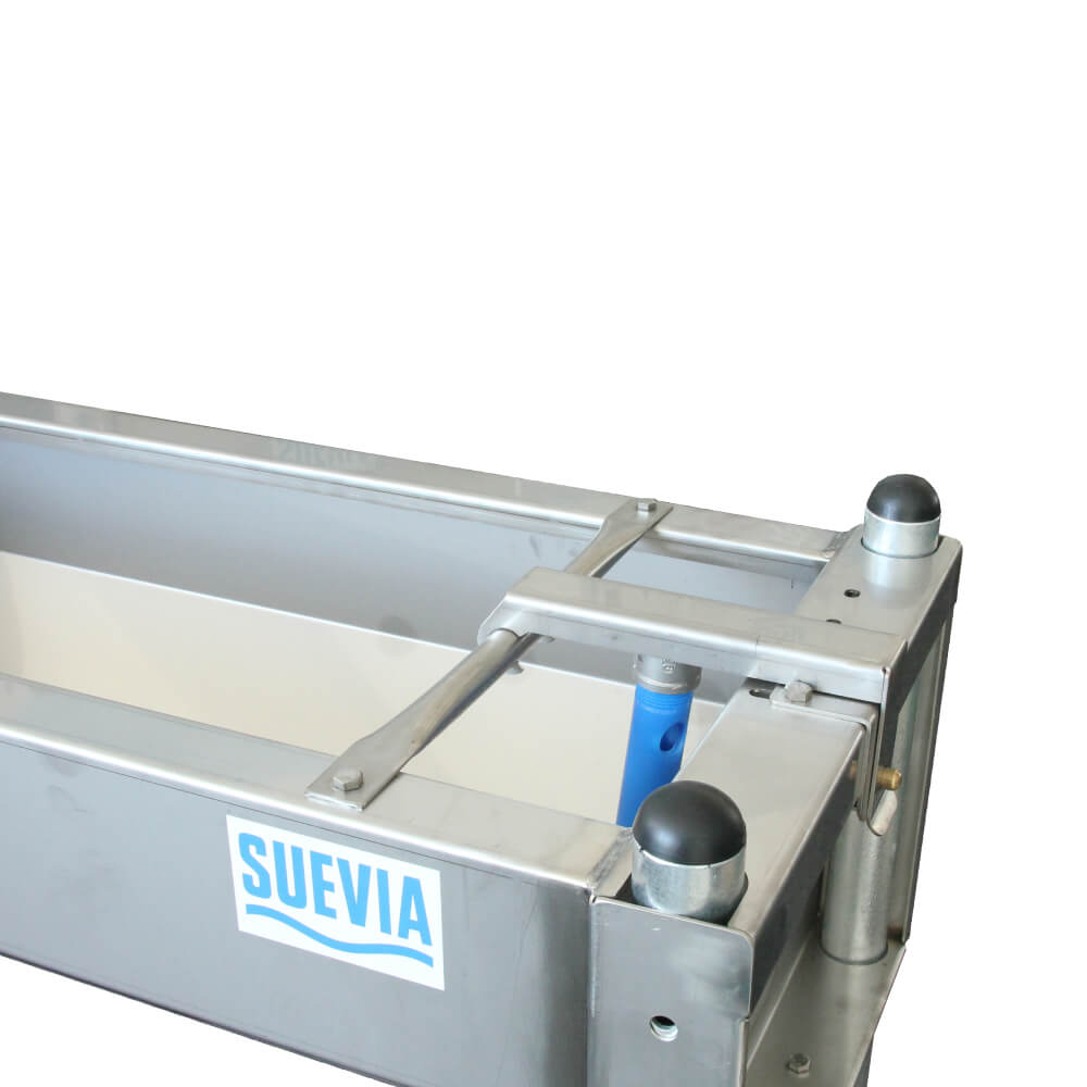 Stalltechnik Suevia Stopfenhalter Schnellablauf-Trog Querrohr
