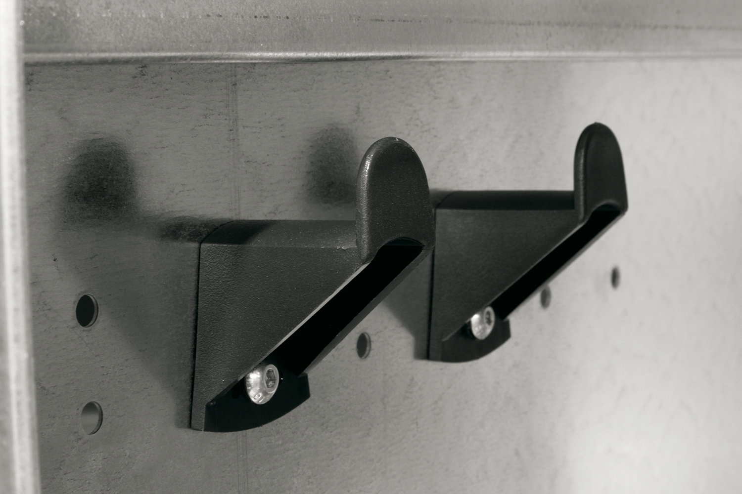 Growi-Sattelschrank-Detail-Haken