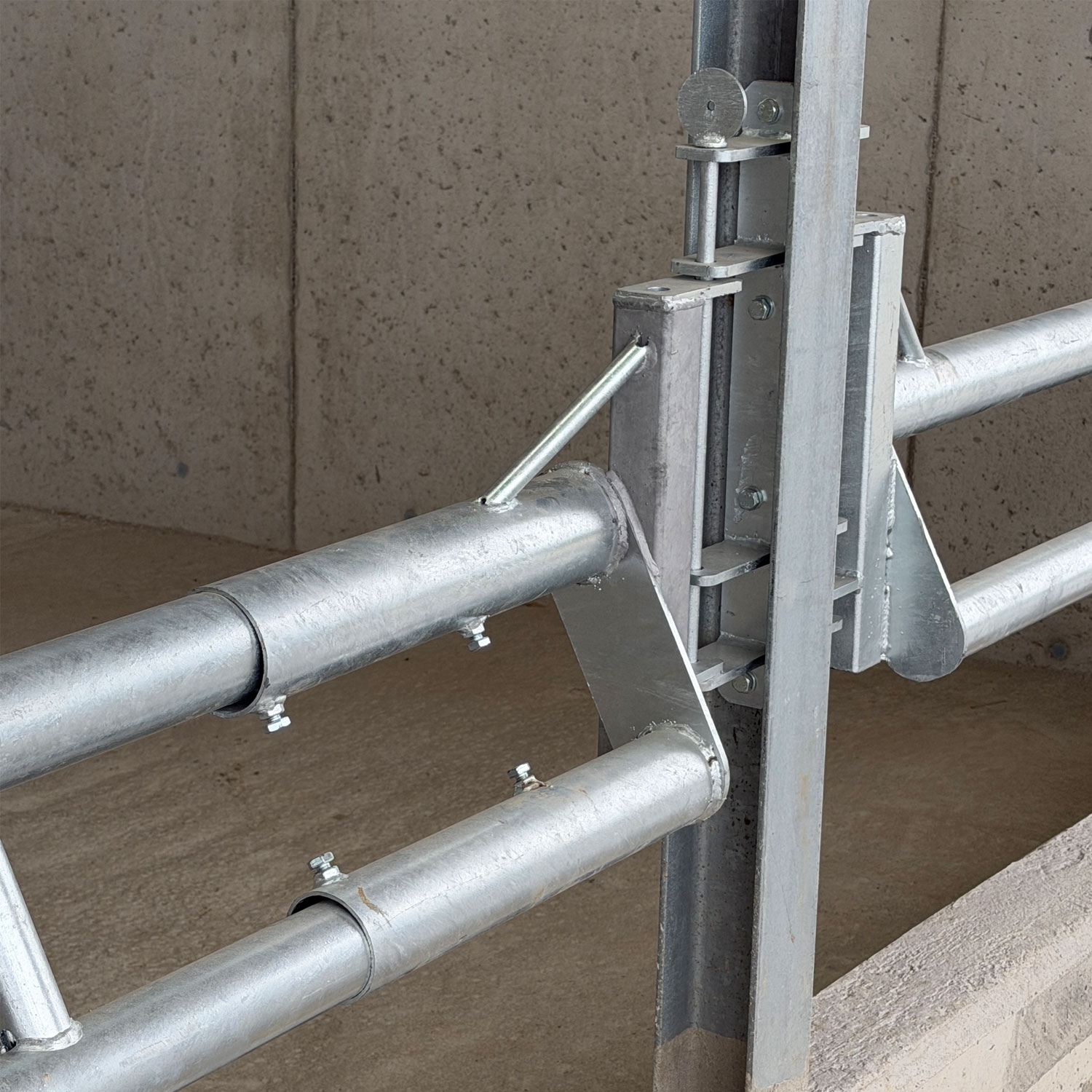 Bullenfressgitter 2,50 bis 7,00 m