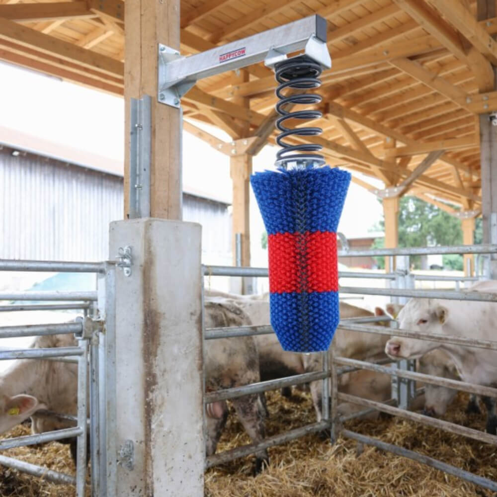 kerbl-kratzbuerste-happycow-flexiswing-in-stall-18670